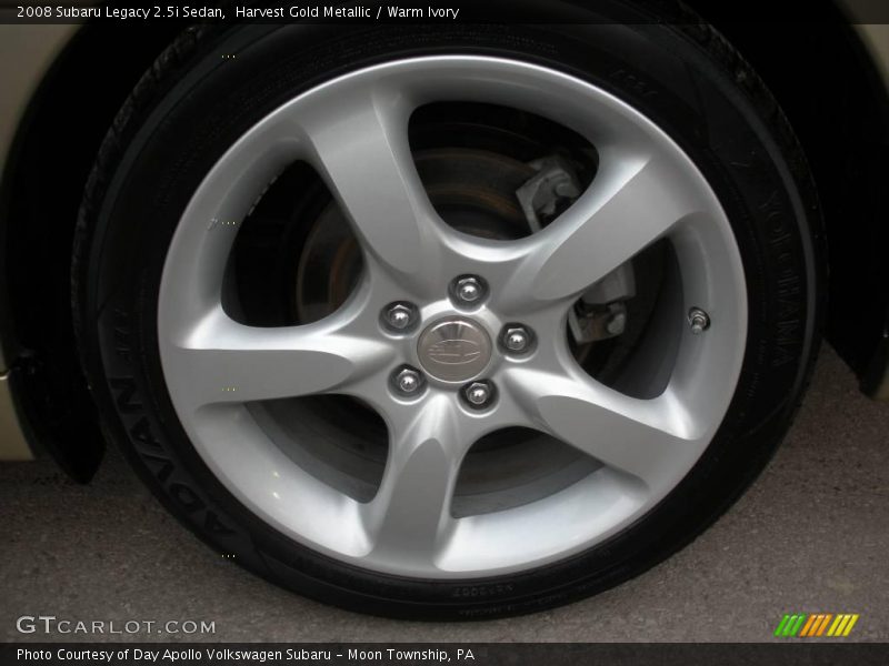 Harvest Gold Metallic / Warm Ivory 2008 Subaru Legacy 2.5i Sedan
