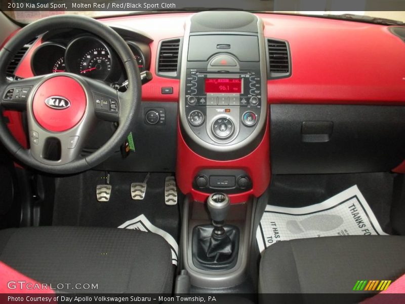 Molten Red / Red/Black Sport Cloth 2010 Kia Soul Sport