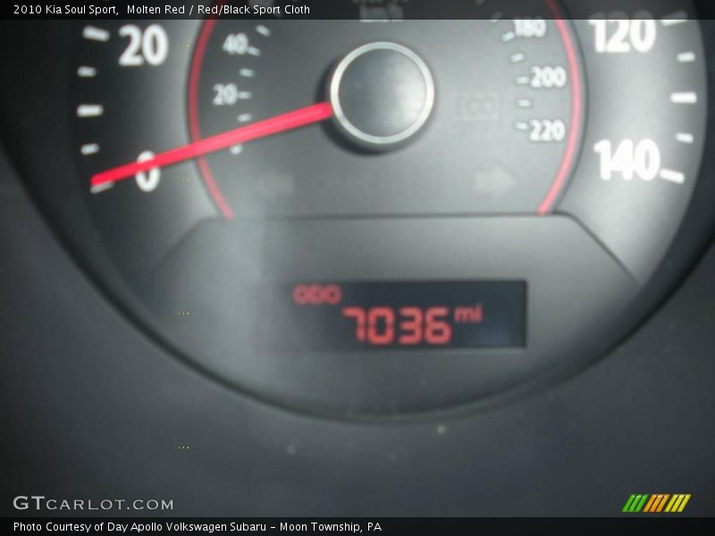 Molten Red / Red/Black Sport Cloth 2010 Kia Soul Sport