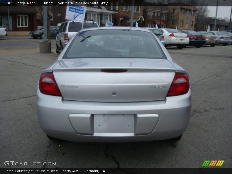 Bright Silver Metallic / Dark Slate Gray 2005 Dodge Neon SE