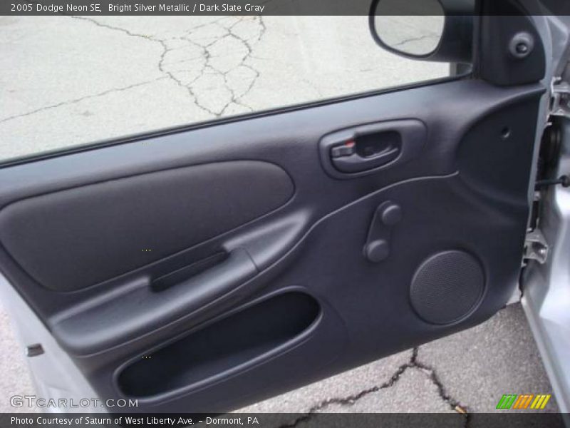 Bright Silver Metallic / Dark Slate Gray 2005 Dodge Neon SE