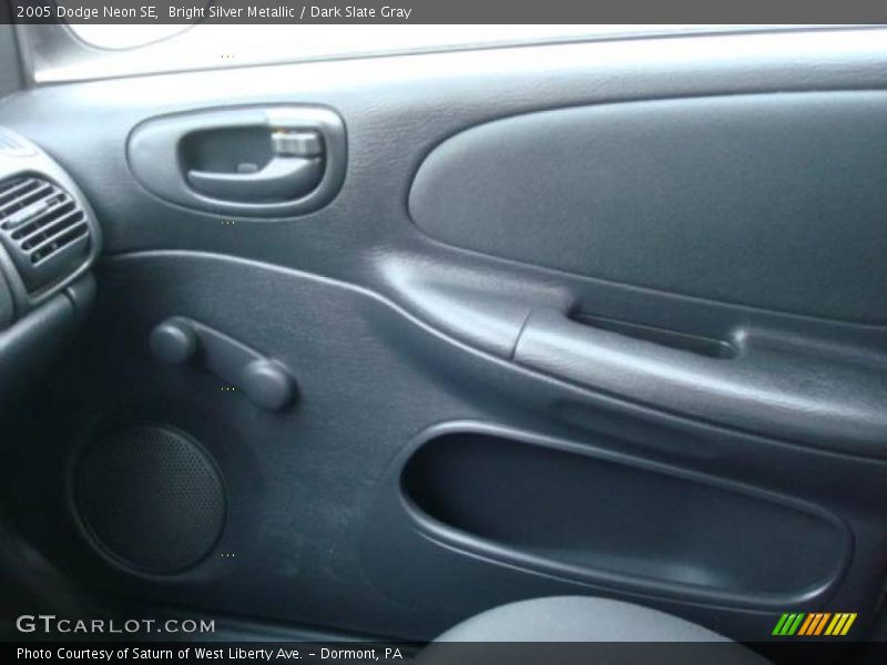 Bright Silver Metallic / Dark Slate Gray 2005 Dodge Neon SE