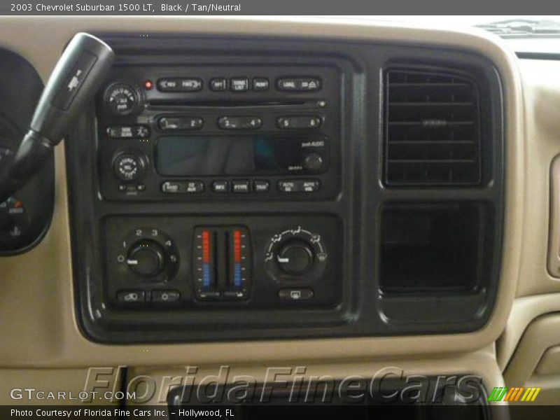 Black / Tan/Neutral 2003 Chevrolet Suburban 1500 LT