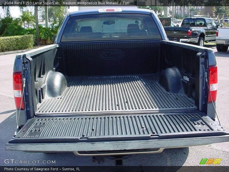 Medium Wedgewood Blue Metallic / Tan 2004 Ford F150 Lariat SuperCab