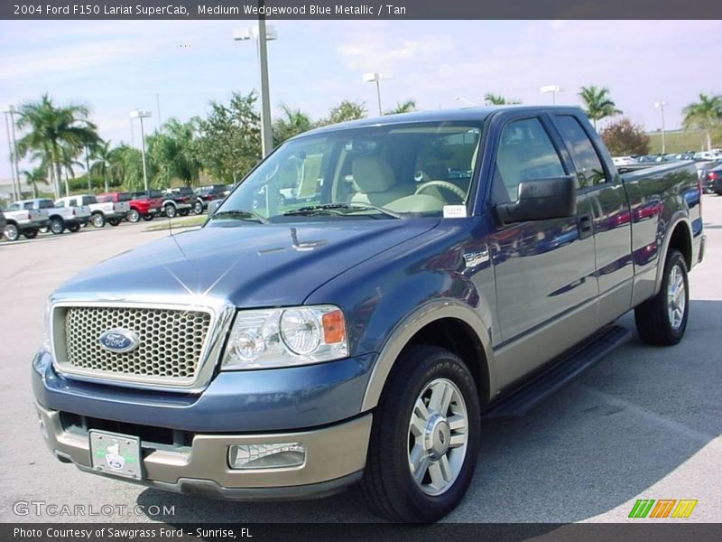 Medium Wedgewood Blue Metallic / Tan 2004 Ford F150 Lariat SuperCab