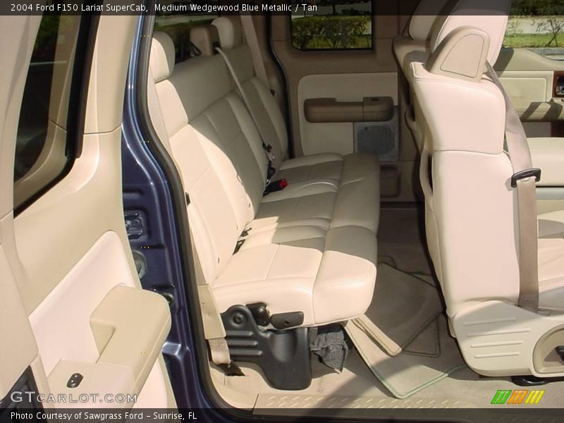 Medium Wedgewood Blue Metallic / Tan 2004 Ford F150 Lariat SuperCab