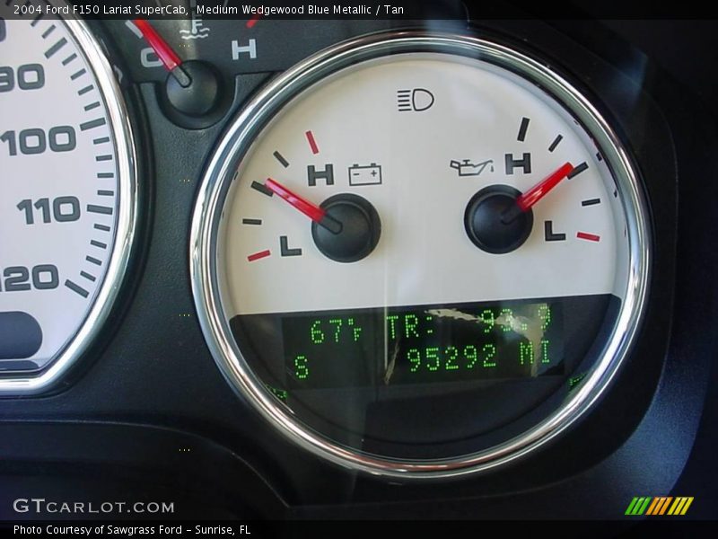 Medium Wedgewood Blue Metallic / Tan 2004 Ford F150 Lariat SuperCab