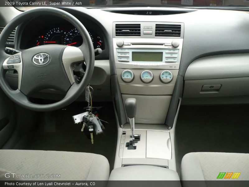 Super White / Ash 2009 Toyota Camry LE