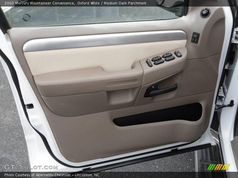 Oxford White / Medium Dark Parchment 2003 Mercury Mountaineer Convenience