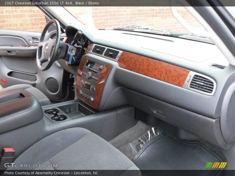 Black / Ebony 2007 Chevrolet Suburban 1500 LT 4x4