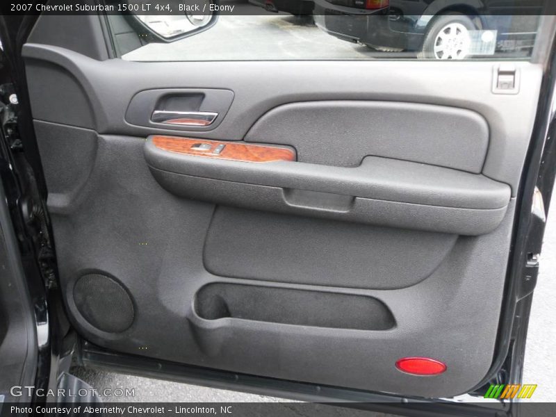 Black / Ebony 2007 Chevrolet Suburban 1500 LT 4x4