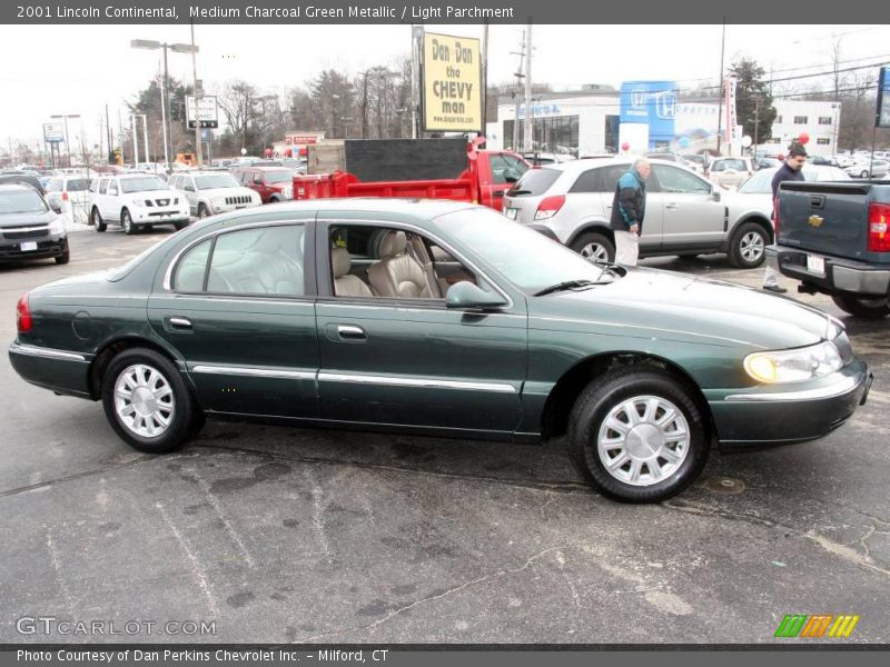 Medium Charcoal Green Metallic / Light Parchment 2001 Lincoln Continental