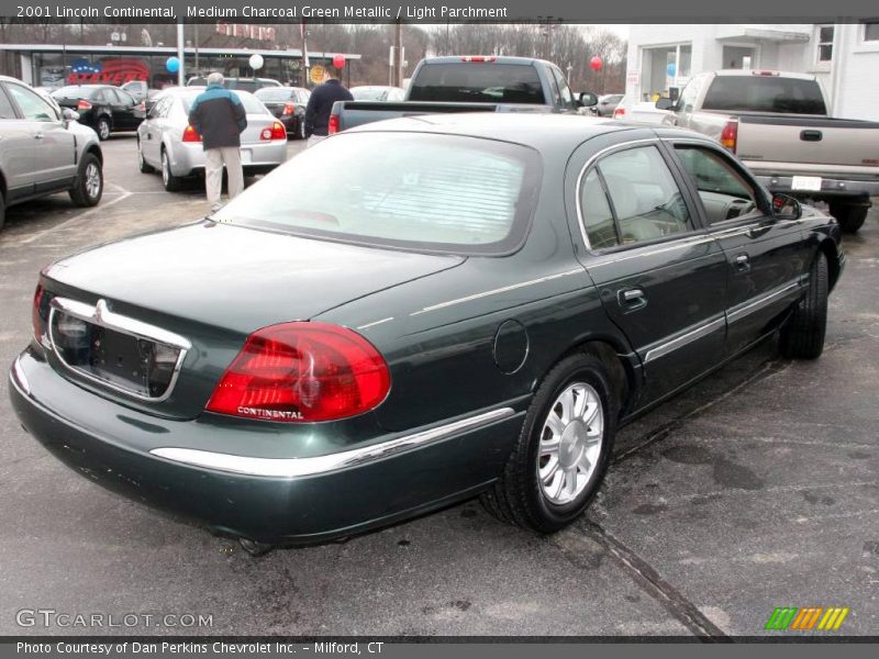 Medium Charcoal Green Metallic / Light Parchment 2001 Lincoln Continental