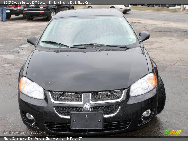 Brilliant Black / Dark Slate Gray 2005 Dodge Stratus SXT Sedan