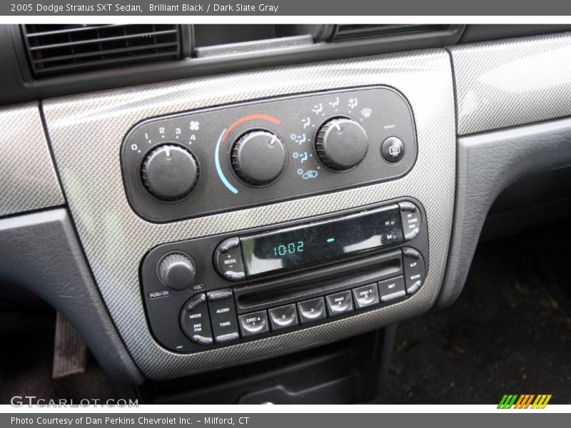 Brilliant Black / Dark Slate Gray 2005 Dodge Stratus SXT Sedan