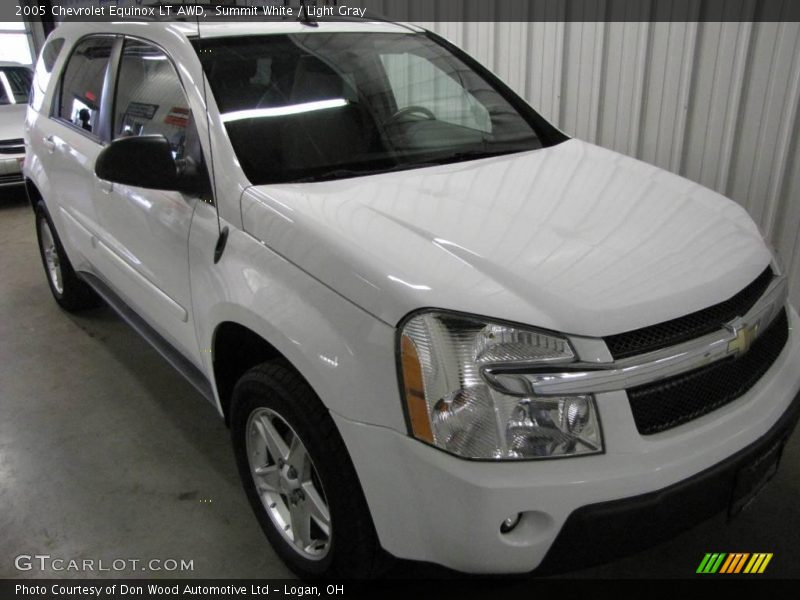 Summit White / Light Gray 2005 Chevrolet Equinox LT AWD