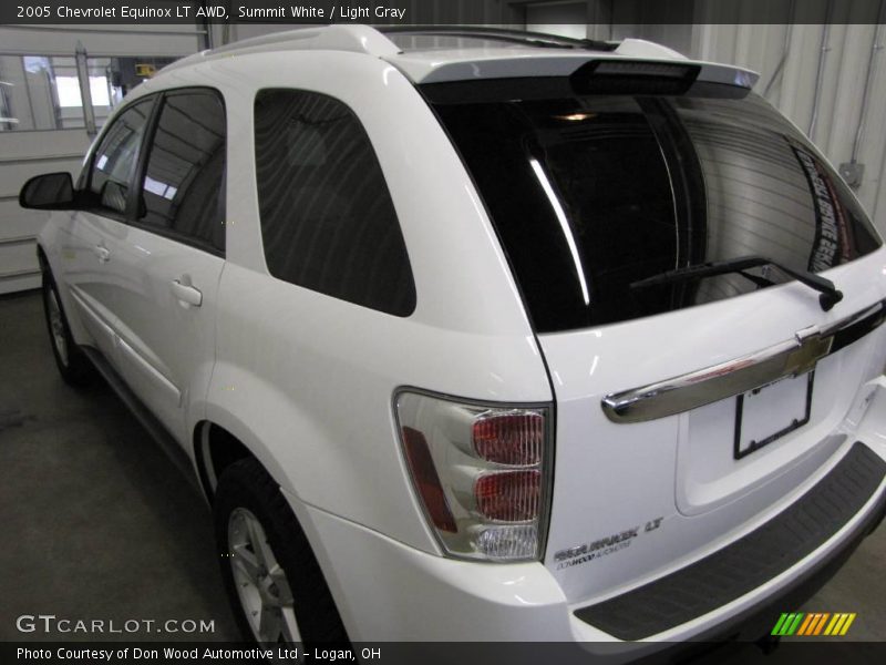 Summit White / Light Gray 2005 Chevrolet Equinox LT AWD