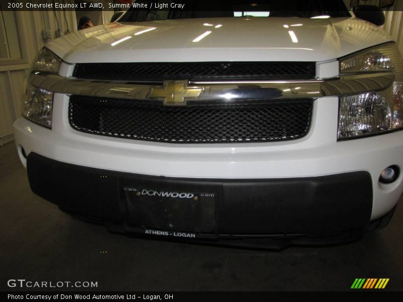Summit White / Light Gray 2005 Chevrolet Equinox LT AWD