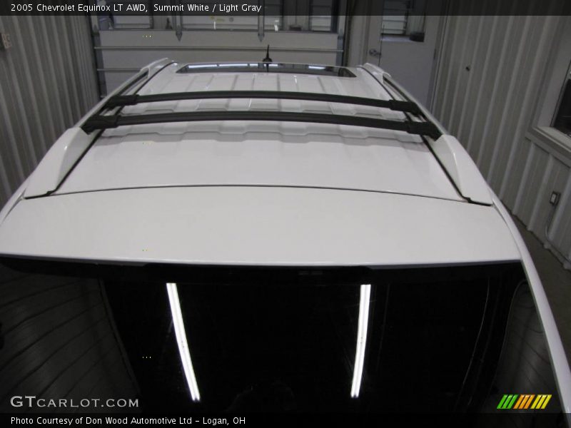 Summit White / Light Gray 2005 Chevrolet Equinox LT AWD