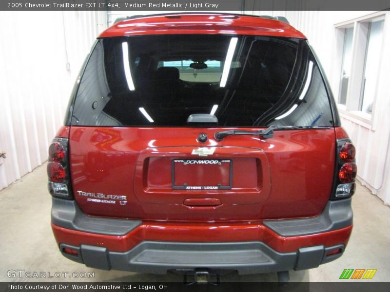 Medium Red Metallic / Light Gray 2005 Chevrolet TrailBlazer EXT LT 4x4