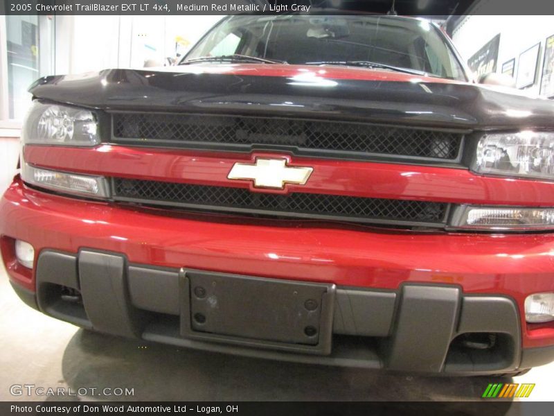 Medium Red Metallic / Light Gray 2005 Chevrolet TrailBlazer EXT LT 4x4