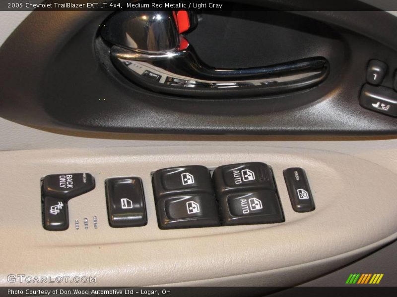Medium Red Metallic / Light Gray 2005 Chevrolet TrailBlazer EXT LT 4x4