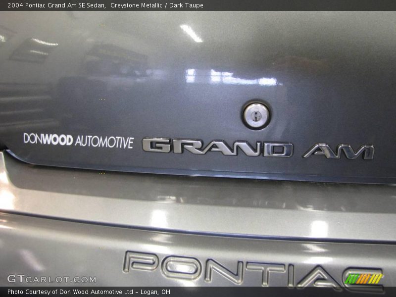 Greystone Metallic / Dark Taupe 2004 Pontiac Grand Am SE Sedan