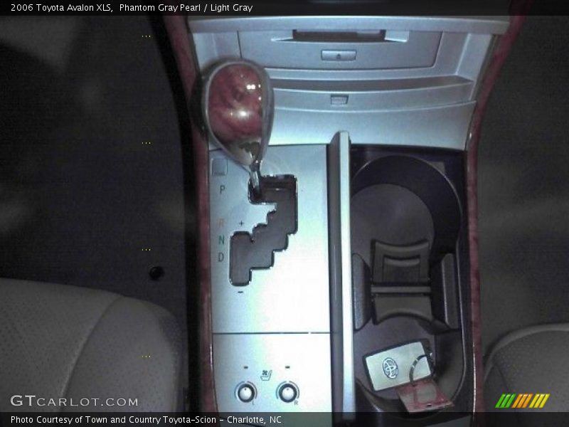 Phantom Gray Pearl / Light Gray 2006 Toyota Avalon XLS
