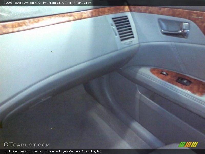 Phantom Gray Pearl / Light Gray 2006 Toyota Avalon XLS