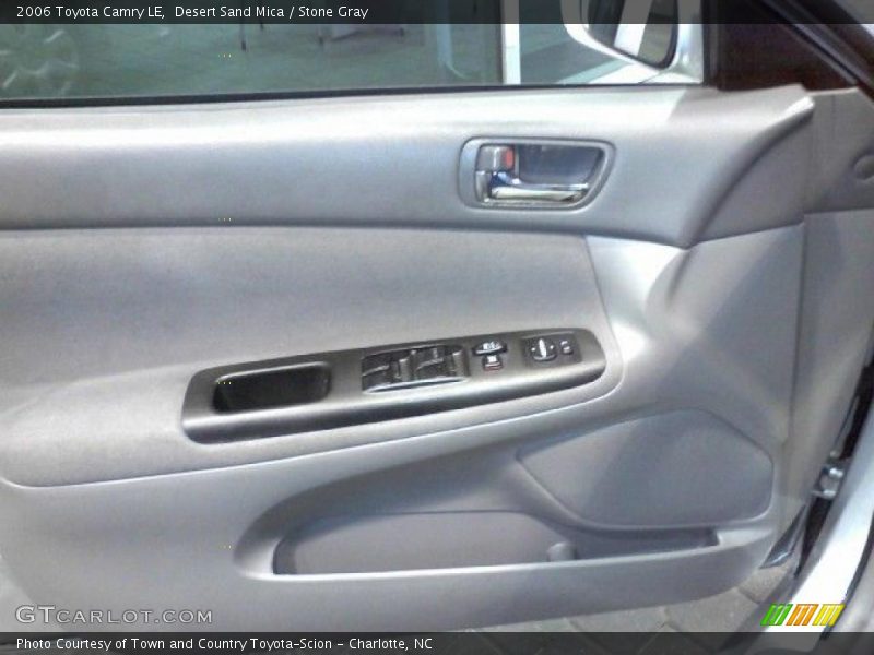 Desert Sand Mica / Stone Gray 2006 Toyota Camry LE