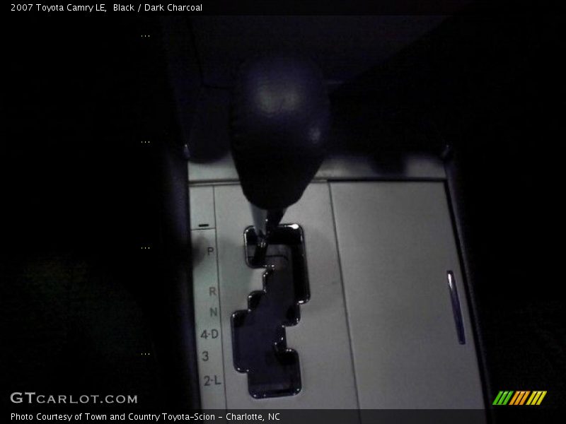 Black / Dark Charcoal 2007 Toyota Camry LE