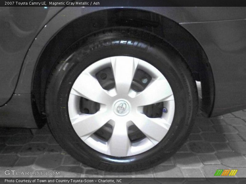 Magnetic Gray Metallic / Ash 2007 Toyota Camry LE