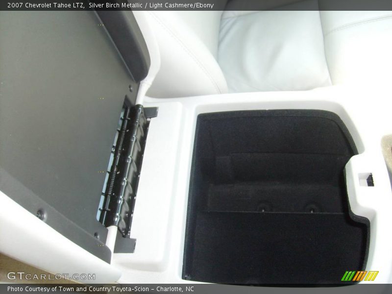 Silver Birch Metallic / Light Cashmere/Ebony 2007 Chevrolet Tahoe LTZ
