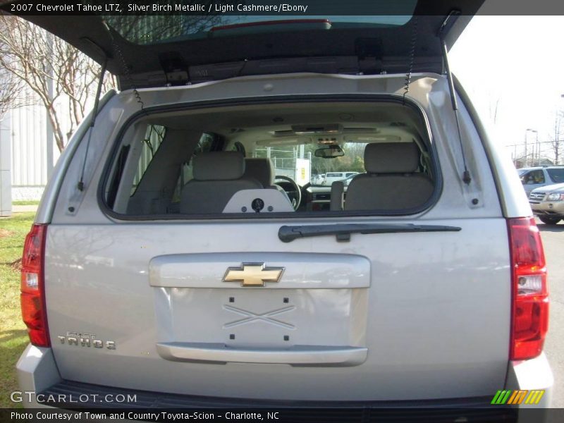 Silver Birch Metallic / Light Cashmere/Ebony 2007 Chevrolet Tahoe LTZ
