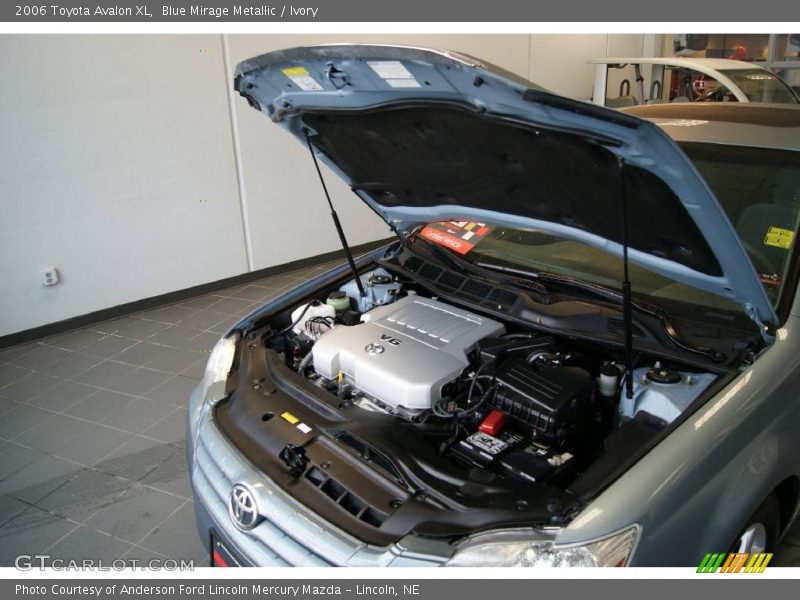Blue Mirage Metallic / Ivory 2006 Toyota Avalon XL