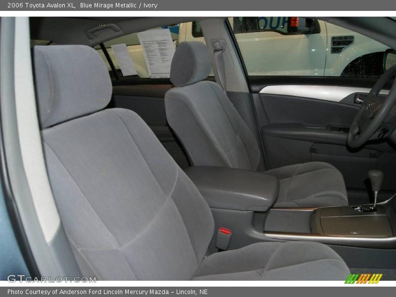Blue Mirage Metallic / Ivory 2006 Toyota Avalon XL