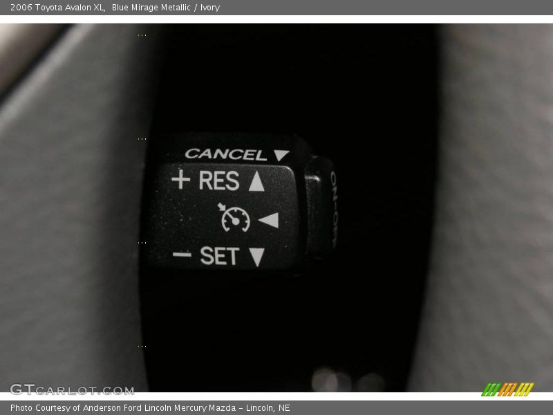 Blue Mirage Metallic / Ivory 2006 Toyota Avalon XL