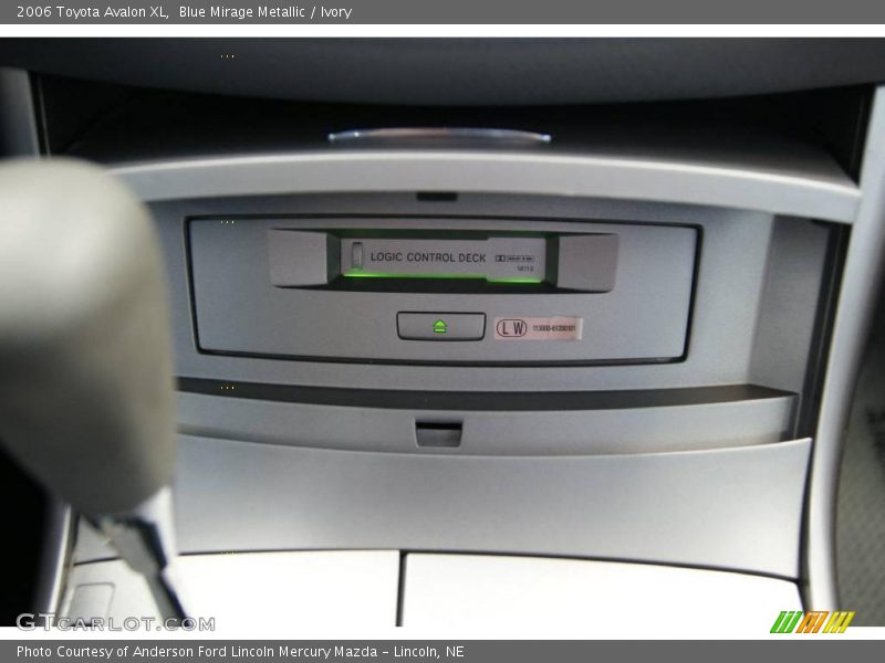 Blue Mirage Metallic / Ivory 2006 Toyota Avalon XL