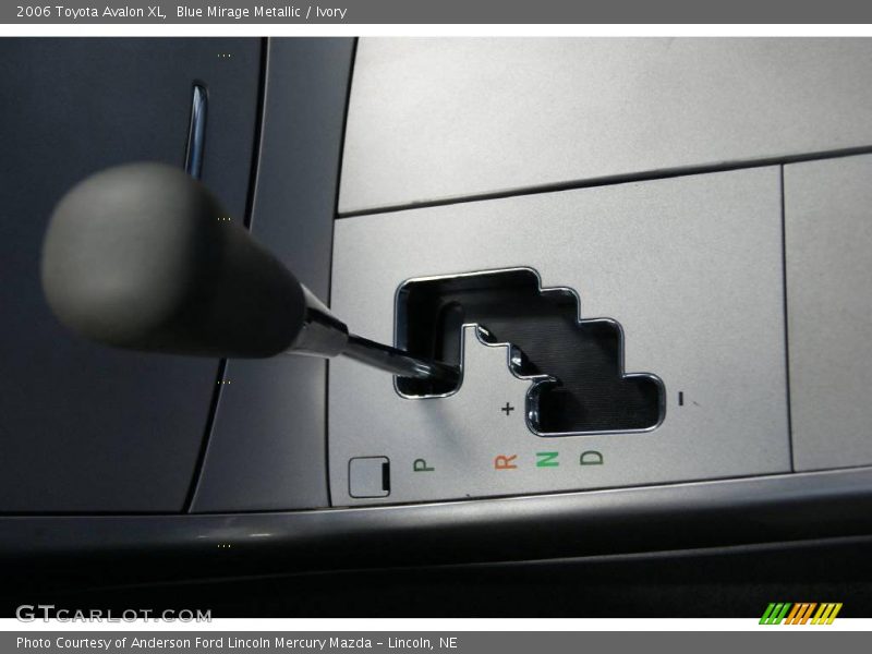 Blue Mirage Metallic / Ivory 2006 Toyota Avalon XL