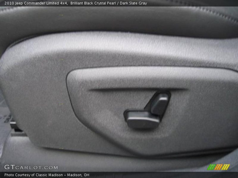 Brilliant Black Crystal Pearl / Dark Slate Gray 2010 Jeep Commander Limited 4x4