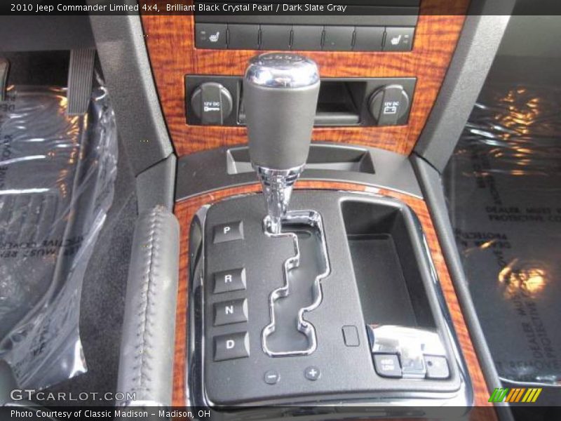 Brilliant Black Crystal Pearl / Dark Slate Gray 2010 Jeep Commander Limited 4x4