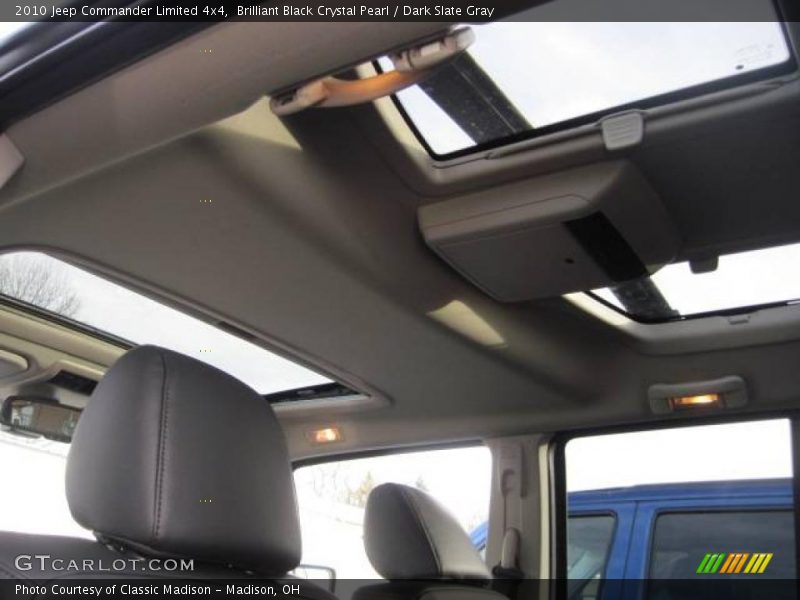 Brilliant Black Crystal Pearl / Dark Slate Gray 2010 Jeep Commander Limited 4x4