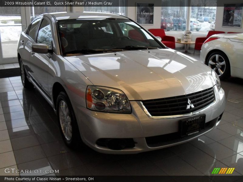Quick Silver Pearl / Medium Gray 2009 Mitsubishi Galant ES