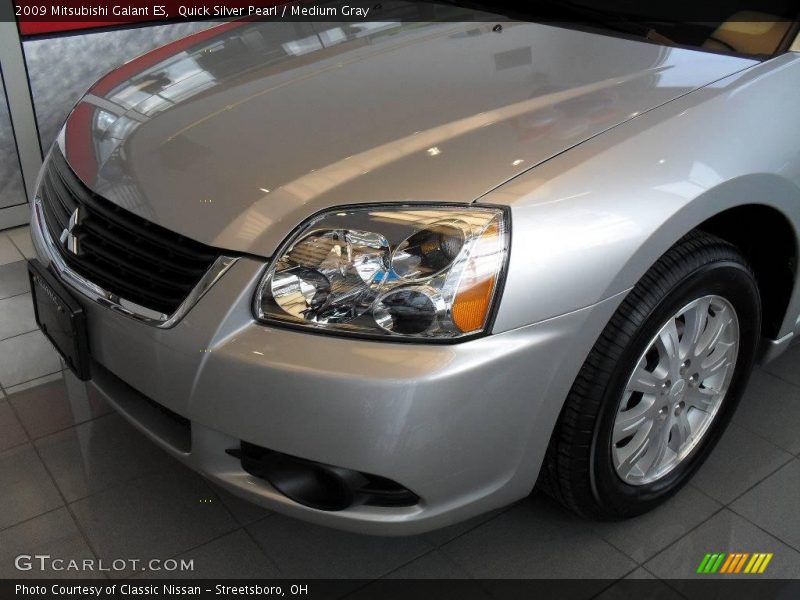 Quick Silver Pearl / Medium Gray 2009 Mitsubishi Galant ES