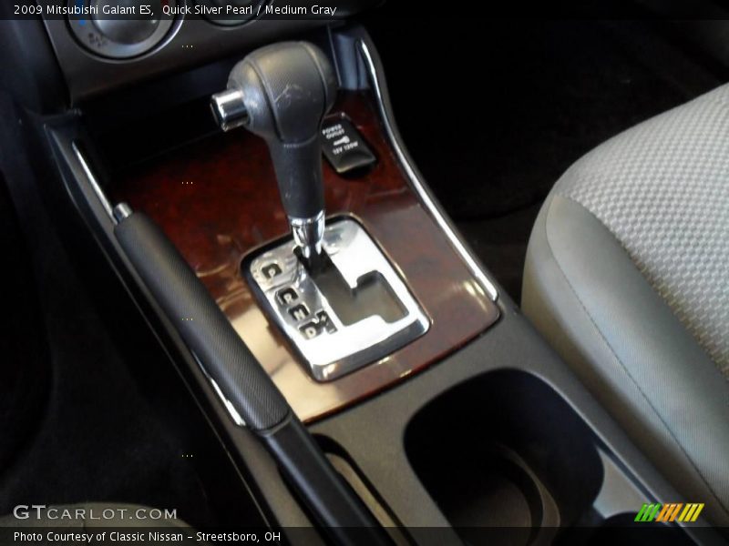 Quick Silver Pearl / Medium Gray 2009 Mitsubishi Galant ES