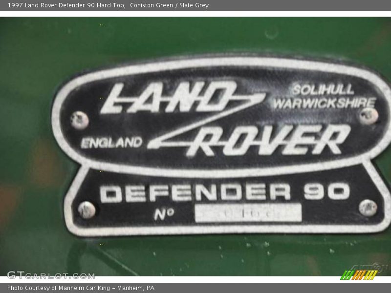 1997 Land Rover Defender 90 Hard Top in Coniston Green Photo No