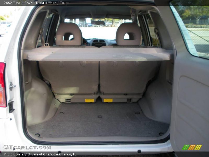 Natural White / Taupe 2002 Toyota RAV4