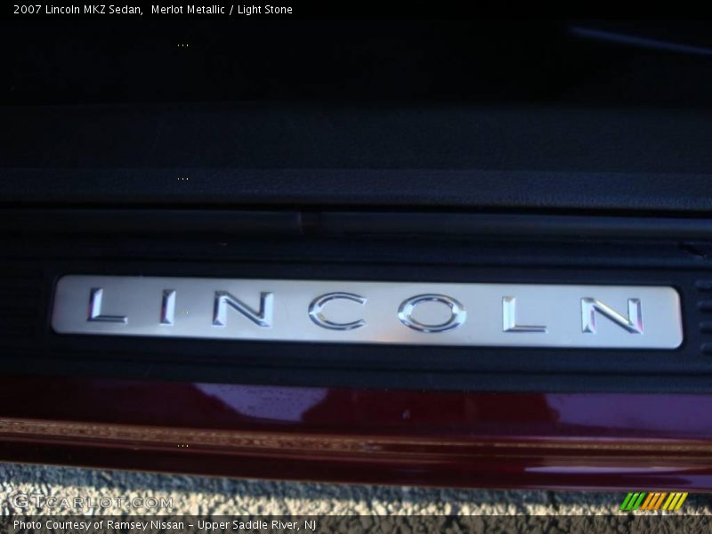 Merlot Metallic / Light Stone 2007 Lincoln MKZ Sedan