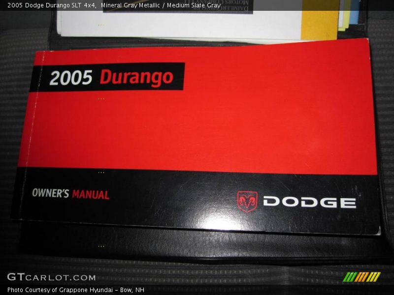 Mineral Gray Metallic / Medium Slate Gray 2005 Dodge Durango SLT 4x4