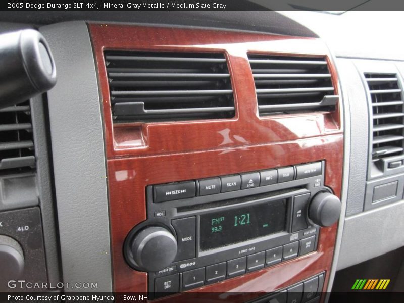 Mineral Gray Metallic / Medium Slate Gray 2005 Dodge Durango SLT 4x4